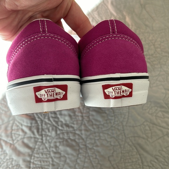 Brand New Vans Sneakers - Picture 3 of 6